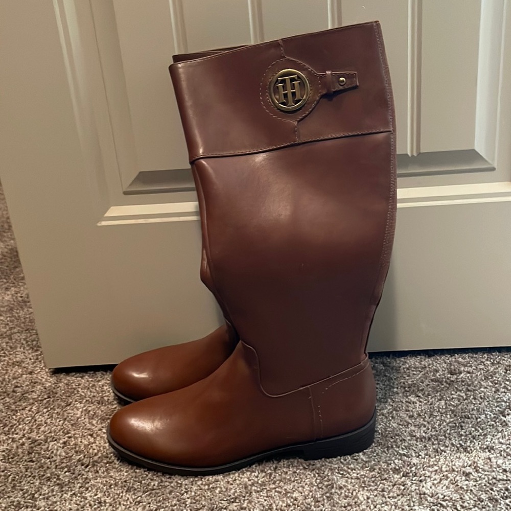 Tommy Hilfiger riding boots